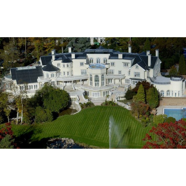 Updown Court (Oakwood)
